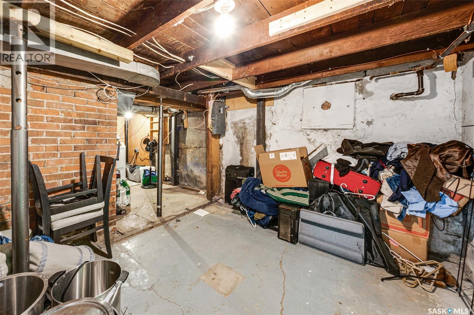527 7Th Street E, Saskatoon, SK - Indoor Photo Showing Basement