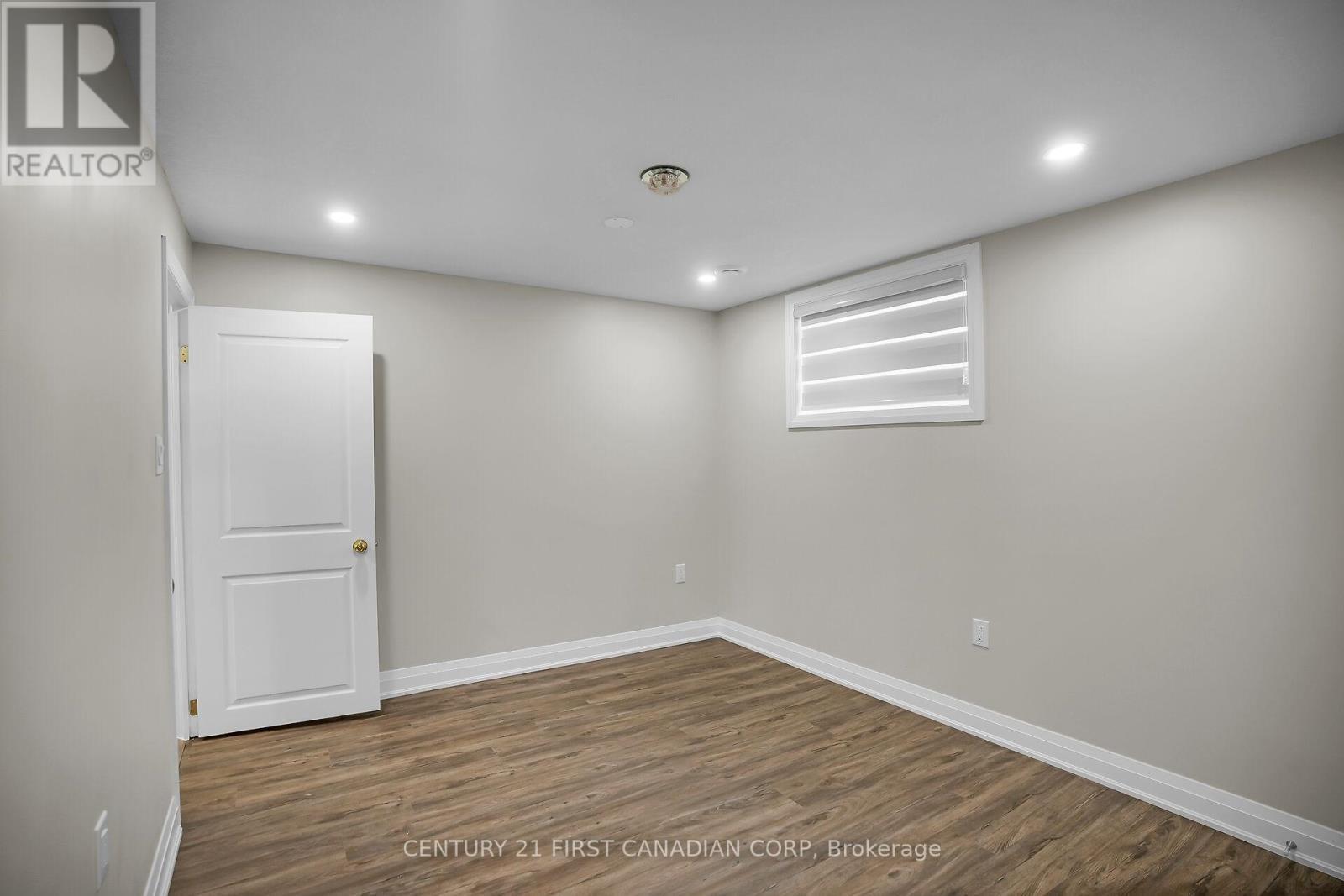 Lower- Bedroom 4 with 3 pc ensuite - 1046 Jalna Boulevard, London South (South X), ON - Indoor