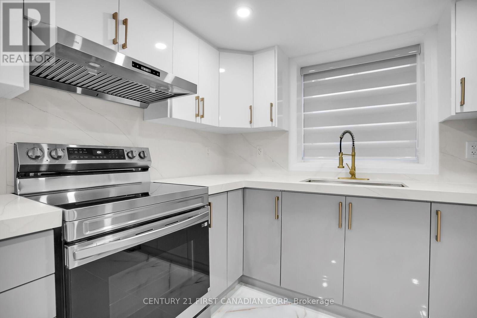 Basement - Kitchen - 1046 Jalna Boulevard, London South (South X), ON - Indoor Photo Showing Kitchen With Upgraded Kitchen