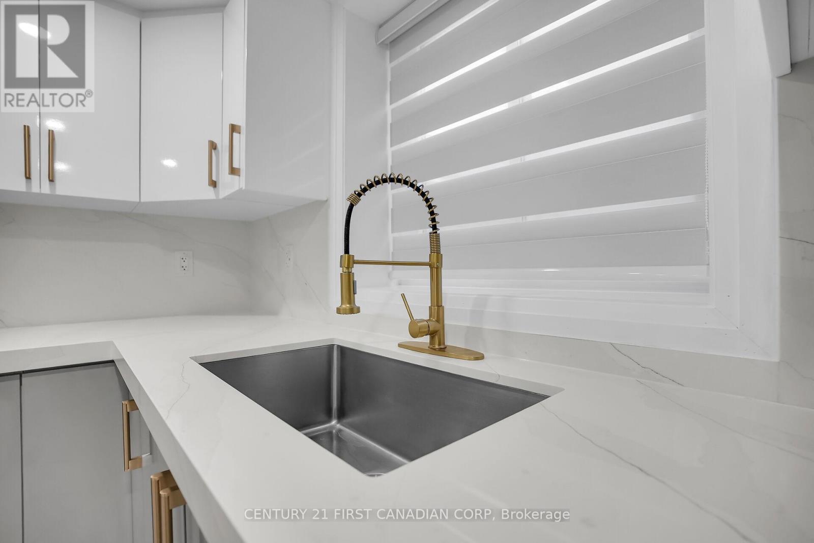 Basement - Kitchen - 1046 Jalna Boulevard, London South (South X), ON - Indoor Photo Showing Kitchen