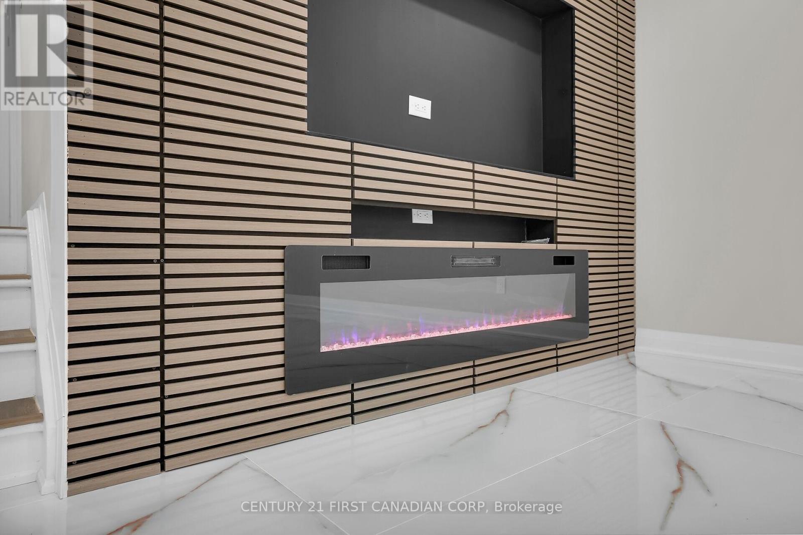 Main -Living - 1046 Jalna Boulevard, London South (South X), ON -