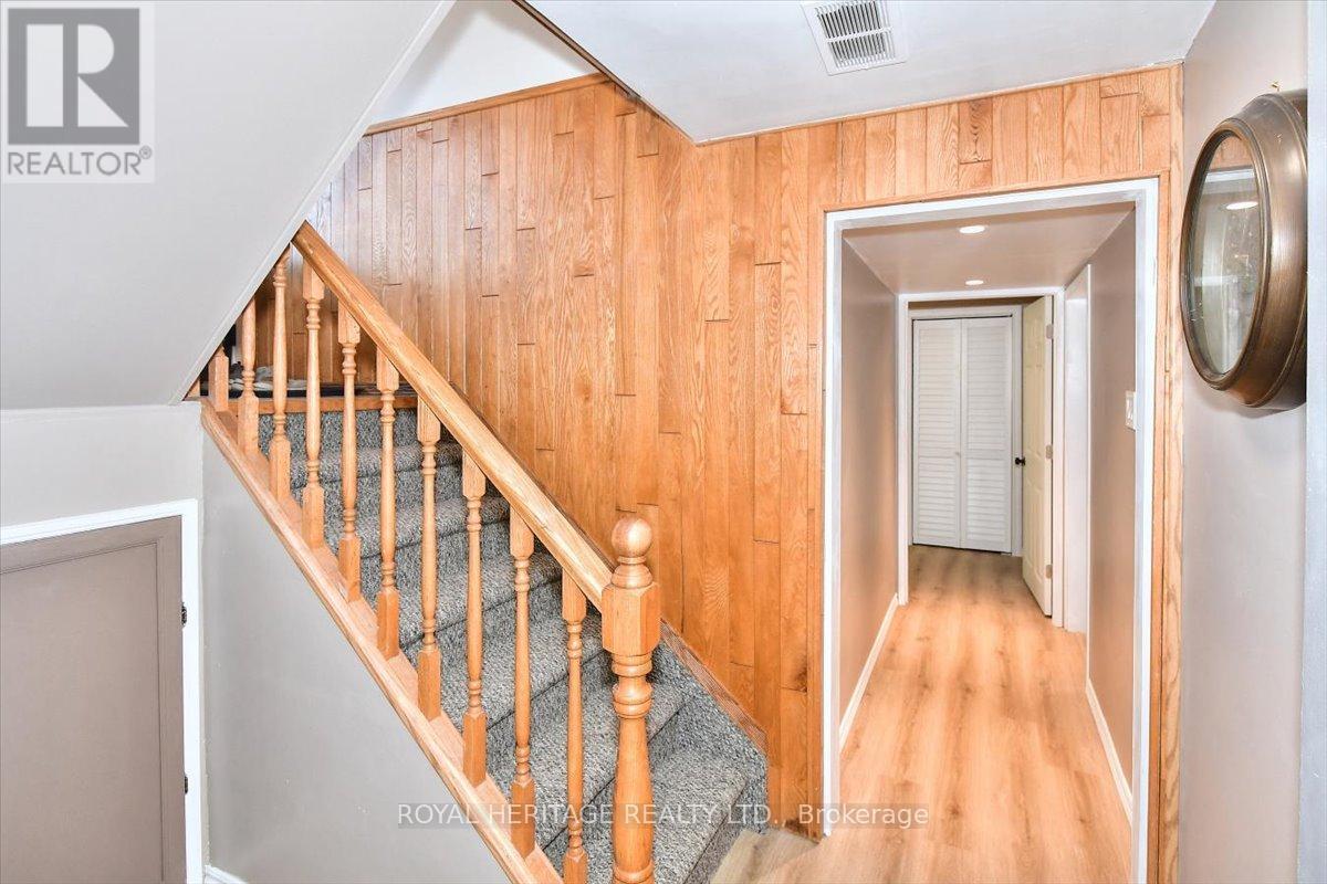 273 Maxwell Avenue W, Peterborough (Ashburnham Ward 4), ON - Indoor Photo Showing Other Room