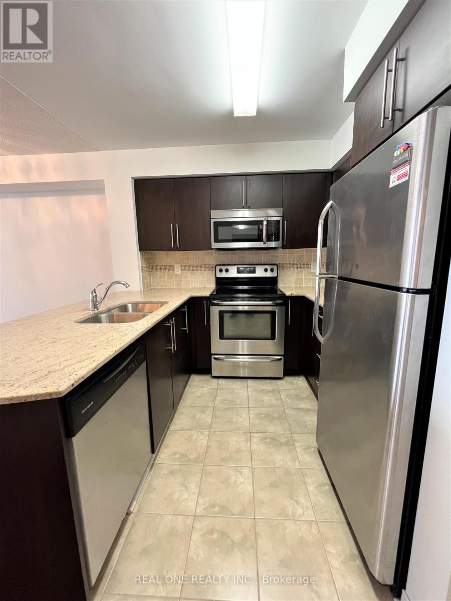 705 - 75 King William Crescent, Richmond Hill, ON - Indoor Photo Showing Kitchen With Double Sink