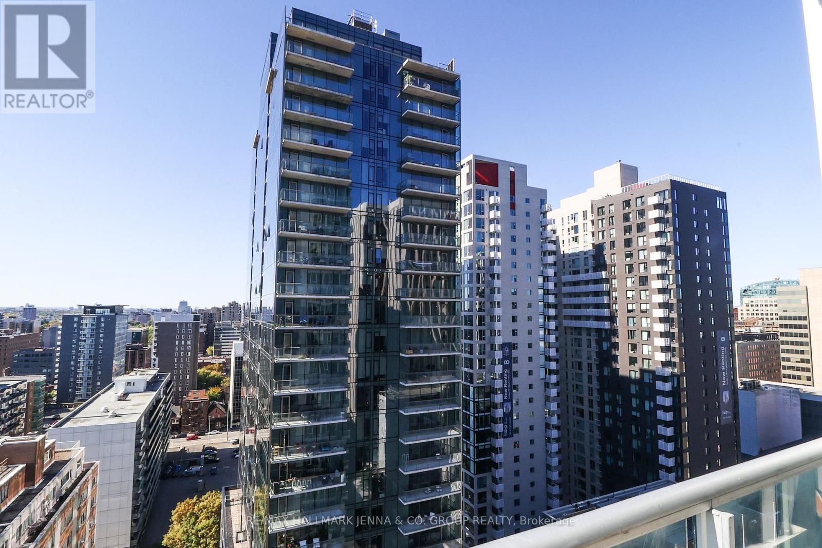 1809 - 179 Metcalfe Street, Ottawa, ON - Outdoor With Facade