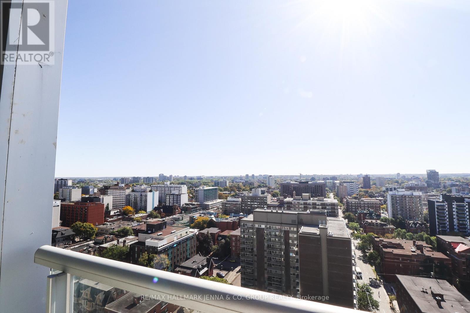 1809 - 179 Metcalfe Street, Ottawa, ON - Outdoor With View