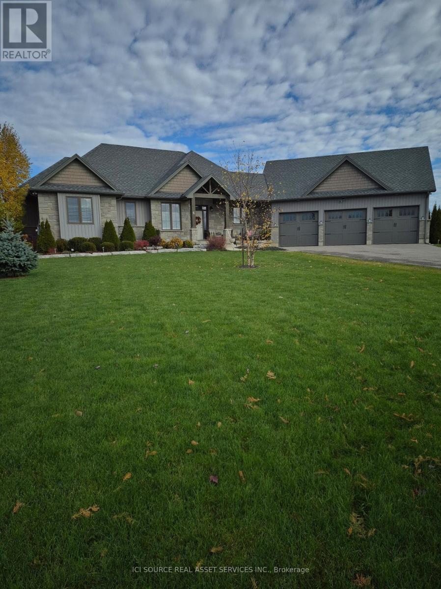 6 Macneil Court, Brantford, ON - Outdoor With Facade