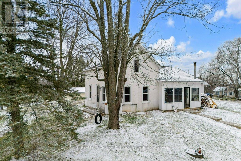 1069 County Rd 9, Greater Napanee (Greater Napanee), ON - Outdoor