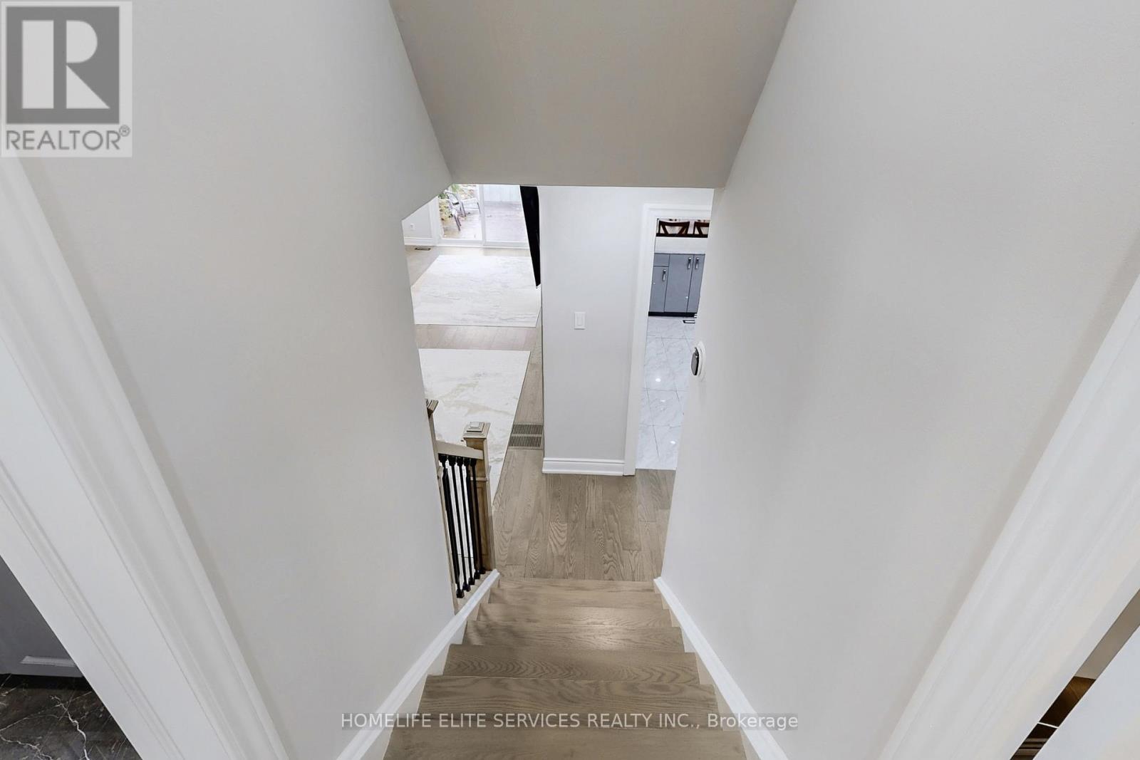 15 Glen Echo Court, Brampton, ON - Indoor Photo Showing Other Room