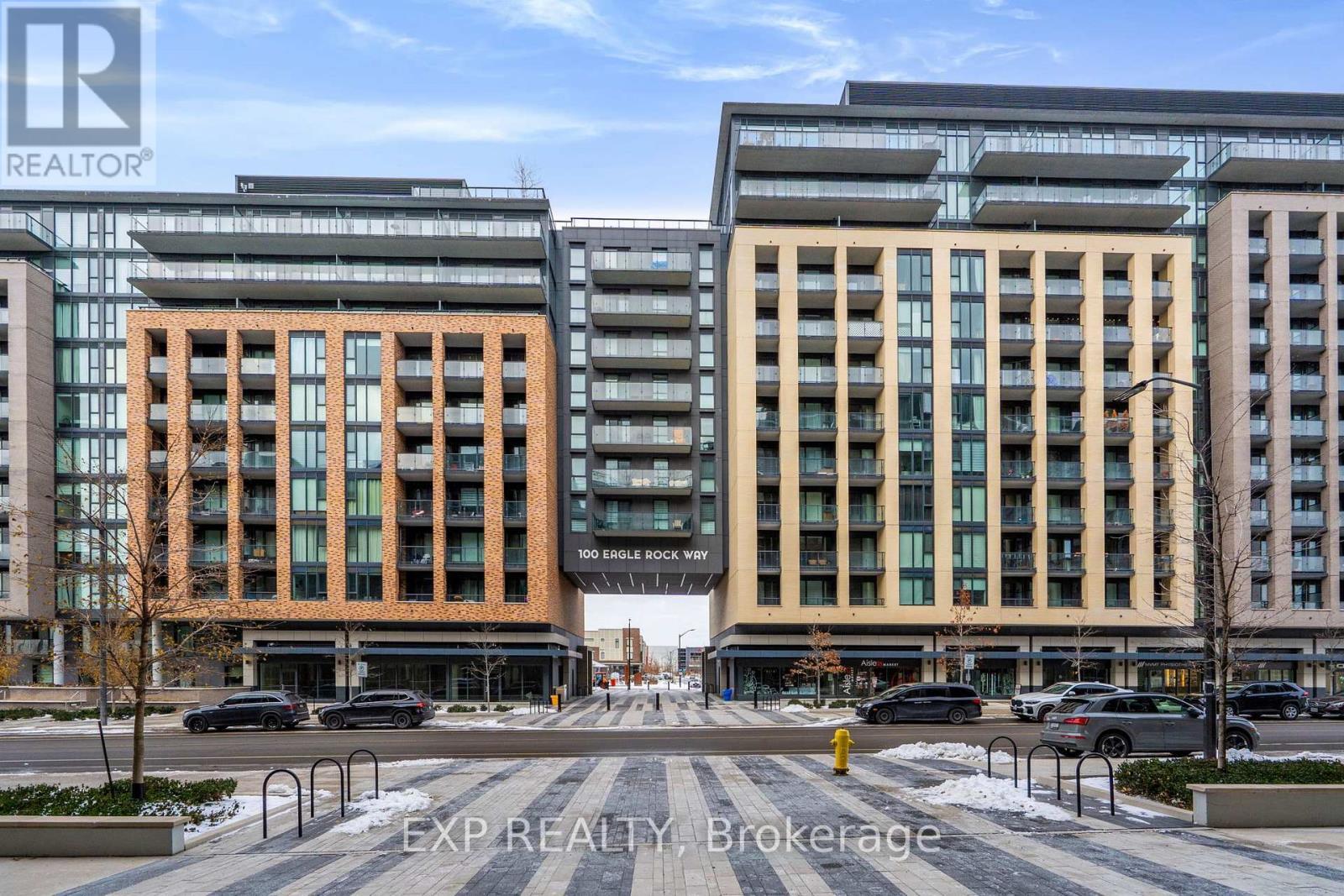 EAST AND WEST TOWERS - 730 - 100 Eagle Rock Way, Vaughan, ON - Outdoor With Facade