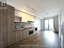 2111 - 950 PORTAGE PARKWAY Vaughan, ON L4K 0J7