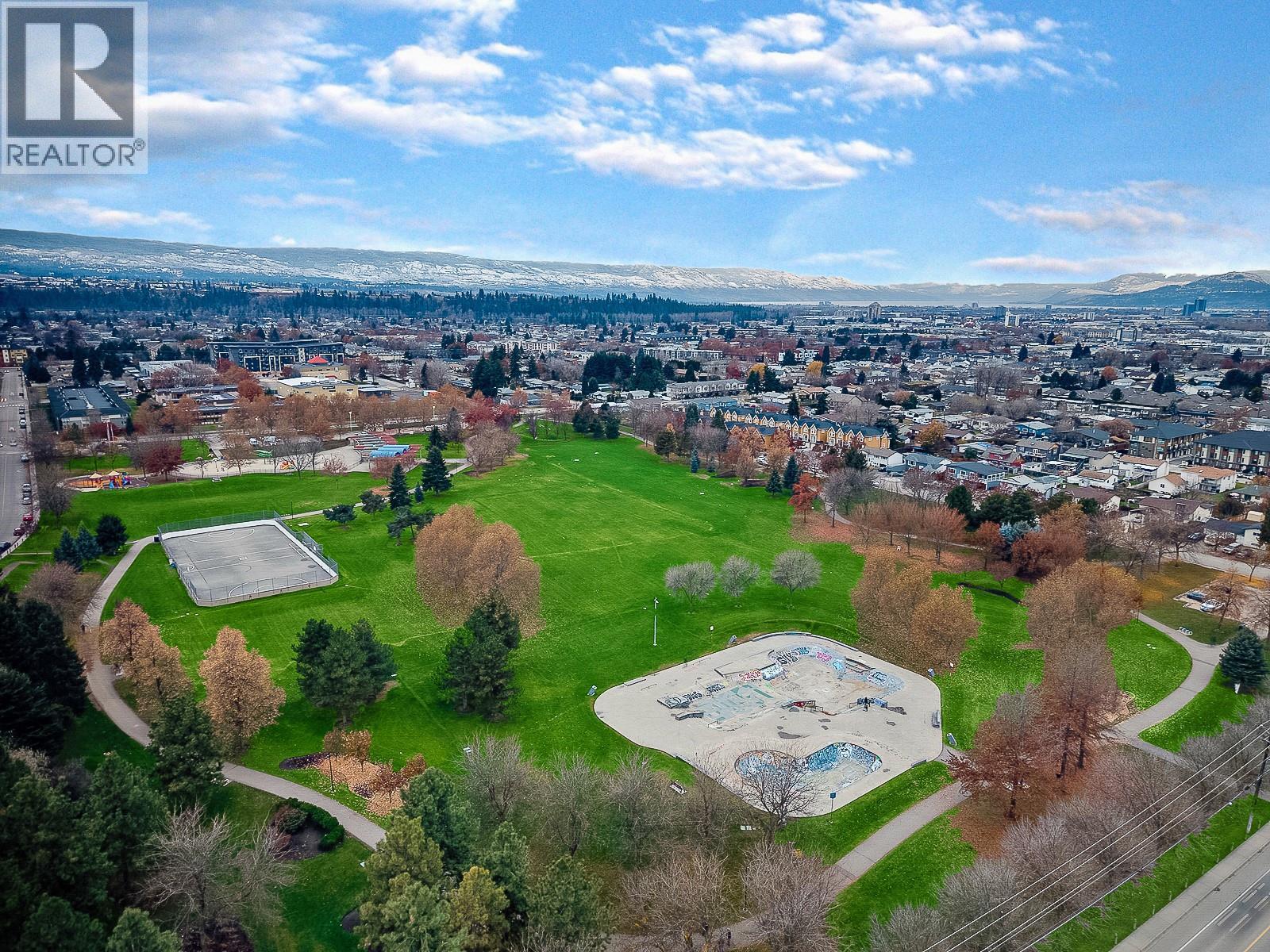 715 Leathead Road Unit# 142, Kelowna, BC - Outdoor With View