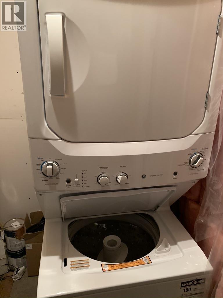 344 Mandarino Place, Williams Lake, BC - Indoor Photo Showing Laundry Room