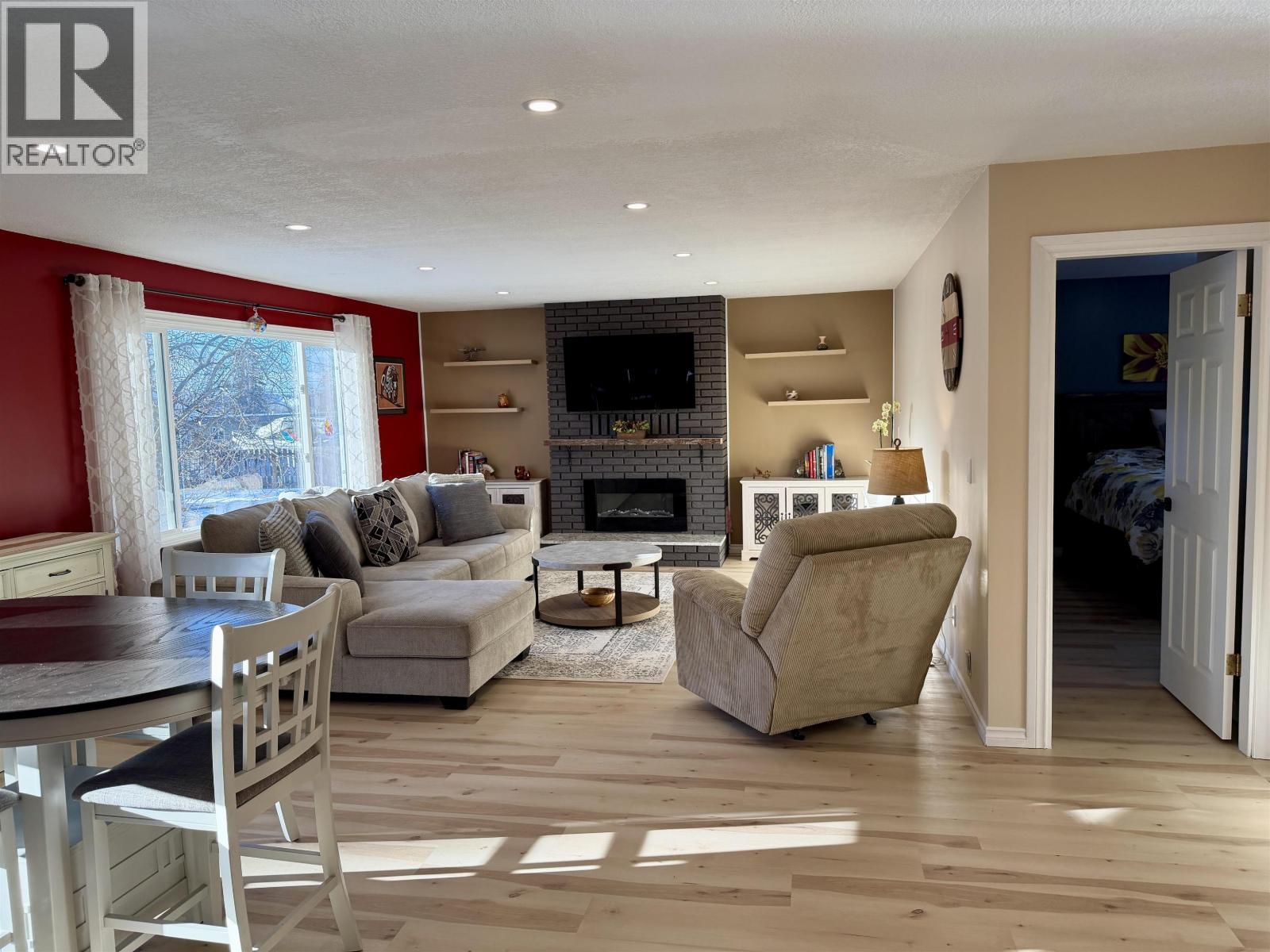 152 Vanderview Drive, Vanderhoof, BC - Indoor Photo Showing Living Room With Fireplace