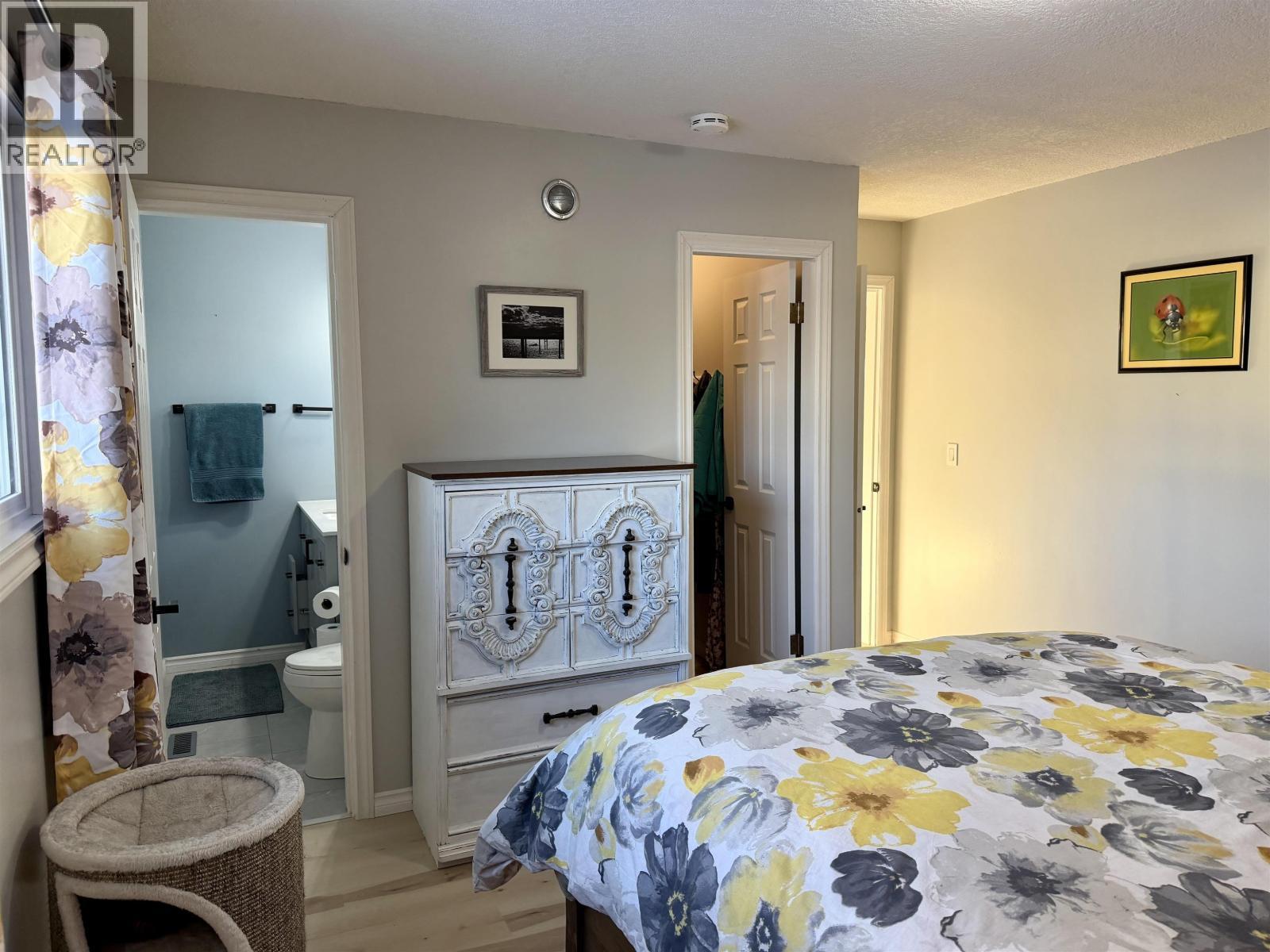 152 Vanderview Drive, Vanderhoof, BC - Indoor Photo Showing Bedroom