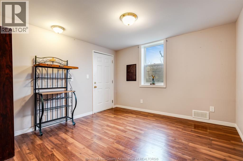 1368 Chateau Avenue, Windsor, ON - Indoor Photo Showing Other Room