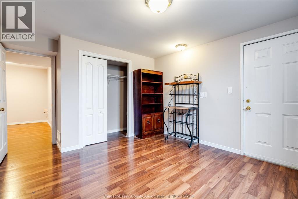 1368 Chateau Avenue, Windsor, ON - Indoor Photo Showing Other Room