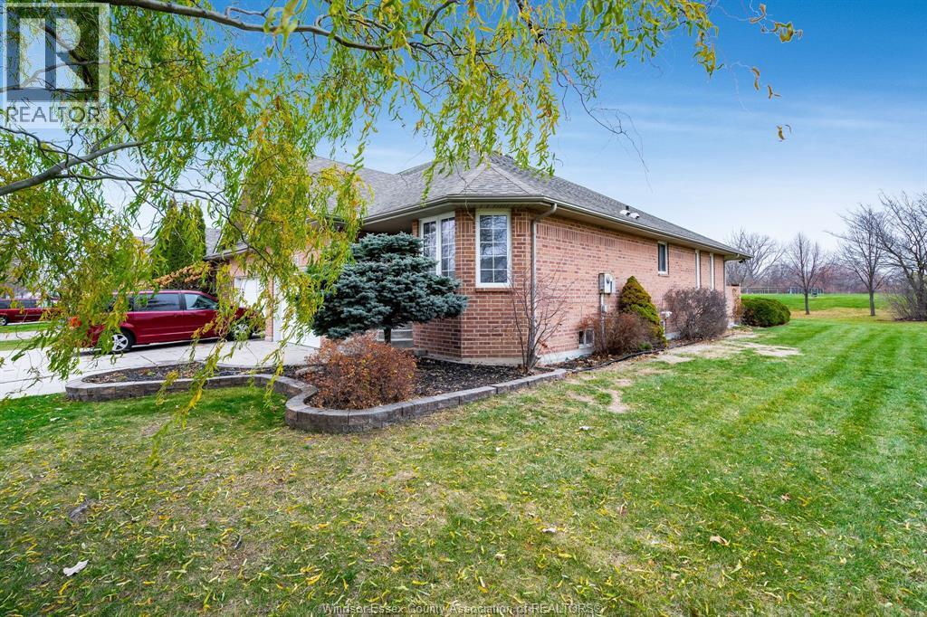 1368 Chateau Avenue, Windsor, ON - Outdoor