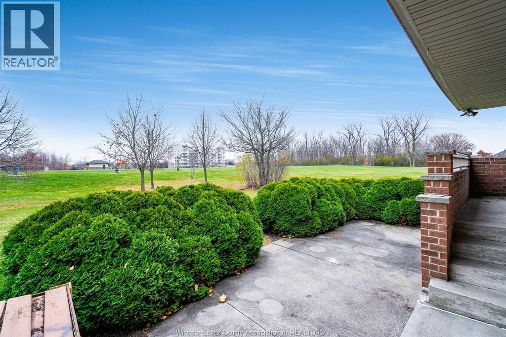 1368 Chateau Avenue, Windsor, ON - Outdoor