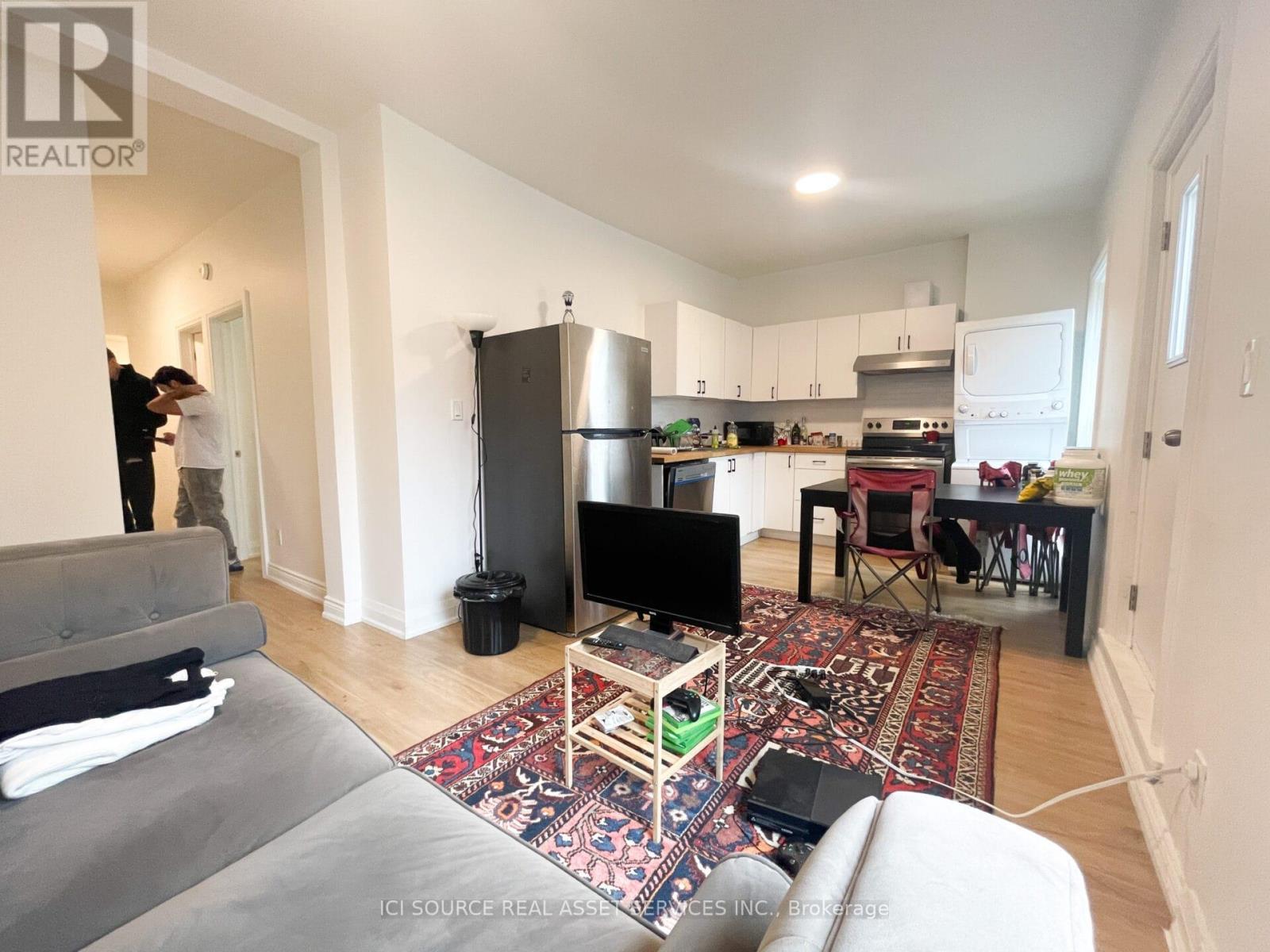 2 - 157 Huron Street, Toronto, ON - Indoor