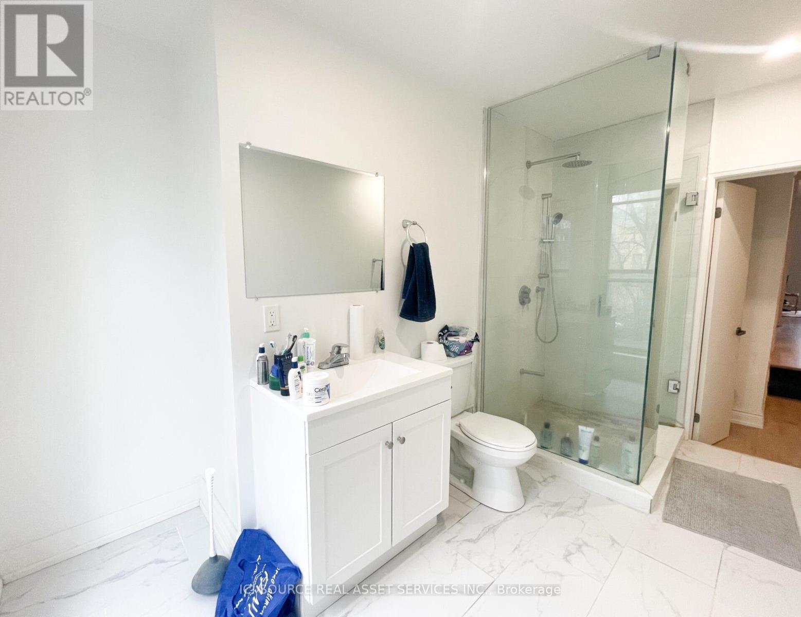 2 - 157 Huron Street, Toronto, ON - Indoor Photo Showing Bathroom