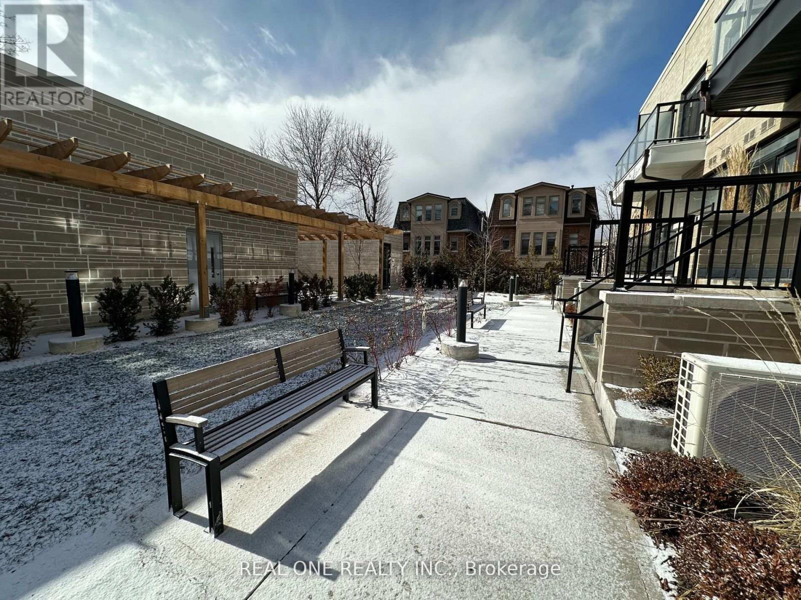 36 - 57 Finch Avenue W, Toronto, ON - Outdoor