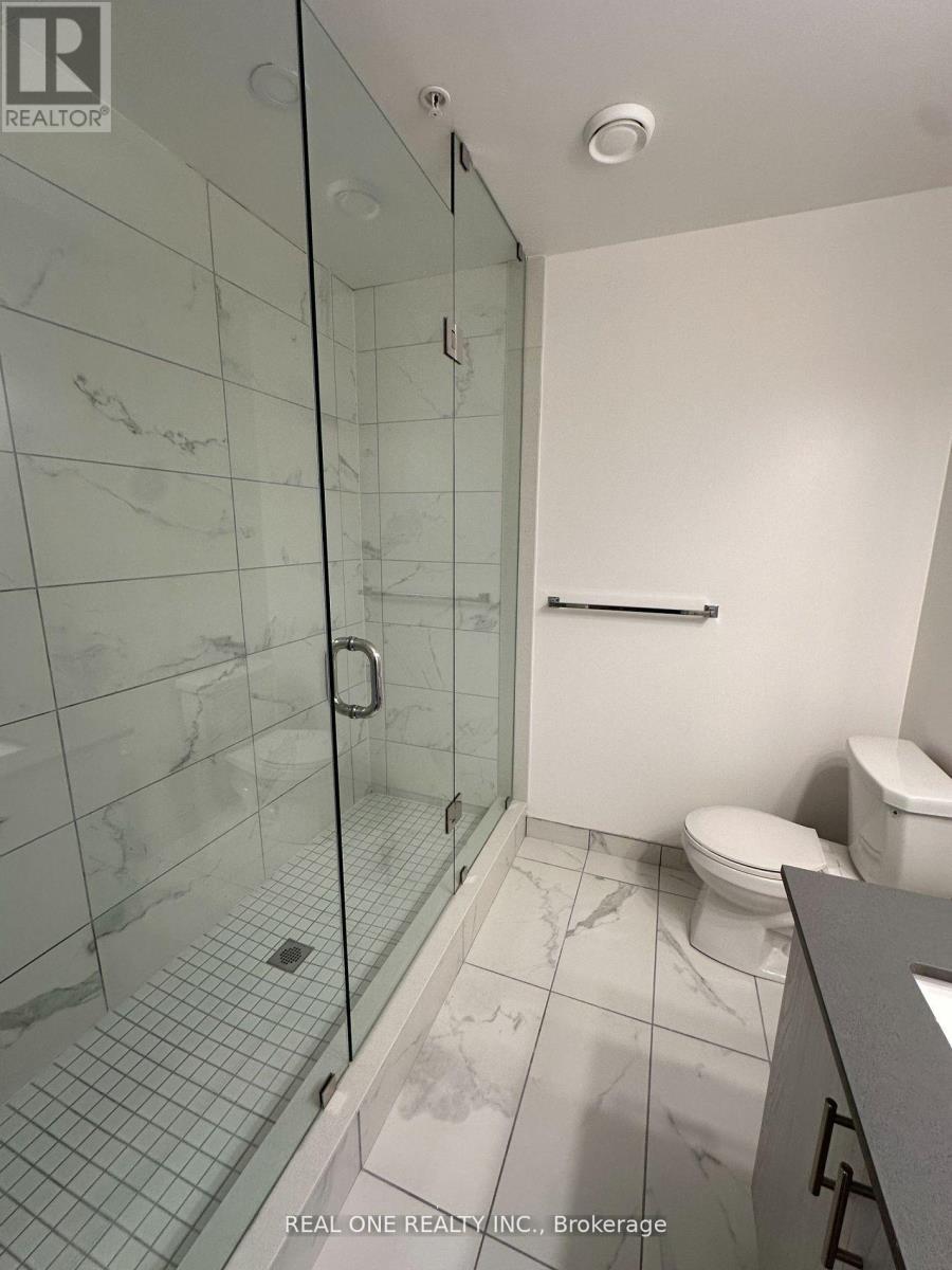36 - 57 Finch Avenue W, Toronto, ON - Indoor Photo Showing Bathroom