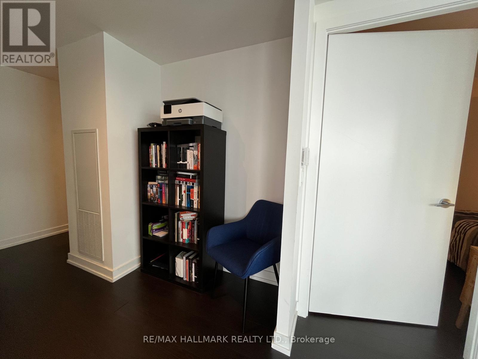 4003 - 85 Wood Street, Toronto, ON - Indoor Photo Showing Other Room