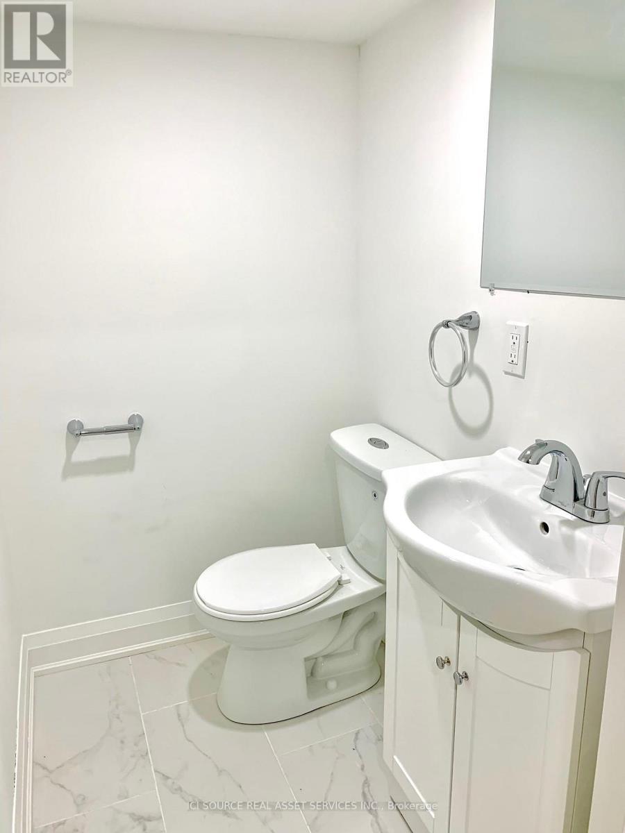 3 - 157 Huron Street, Toronto, ON - Indoor Photo Showing Bathroom