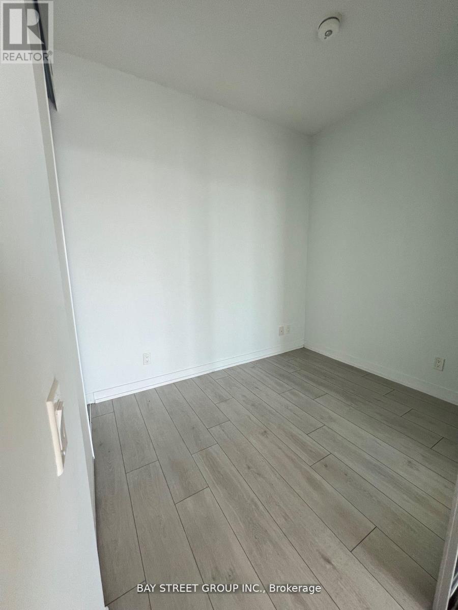 2303 - 950 Portage Parkway, Vaughan, ON - Indoor Photo Showing Other Room