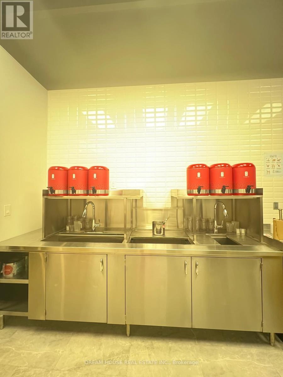 1 - 1 Market Lane, Wasaga Beach, ON