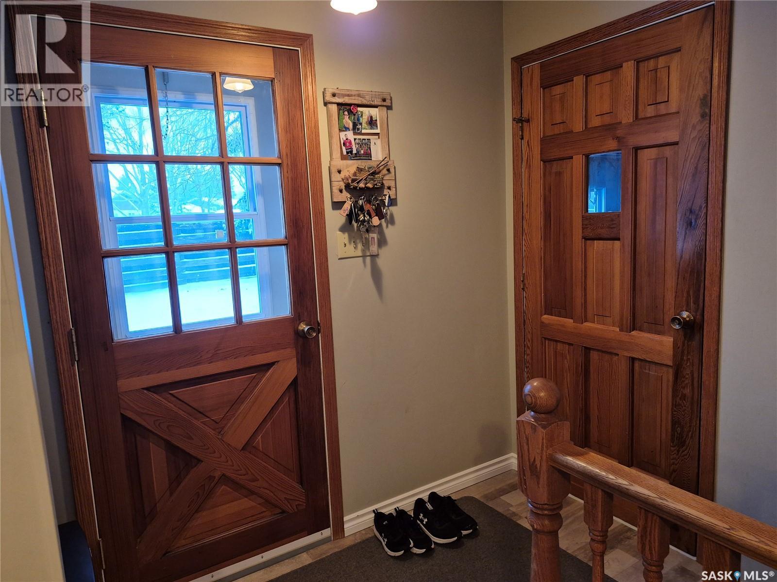 214 Clinton Place, Swift Current, SK - Indoor Photo Showing Other Room