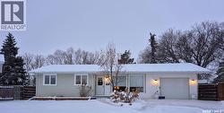 214 Clinton PLACE Swift Current, SK S9H 4K2