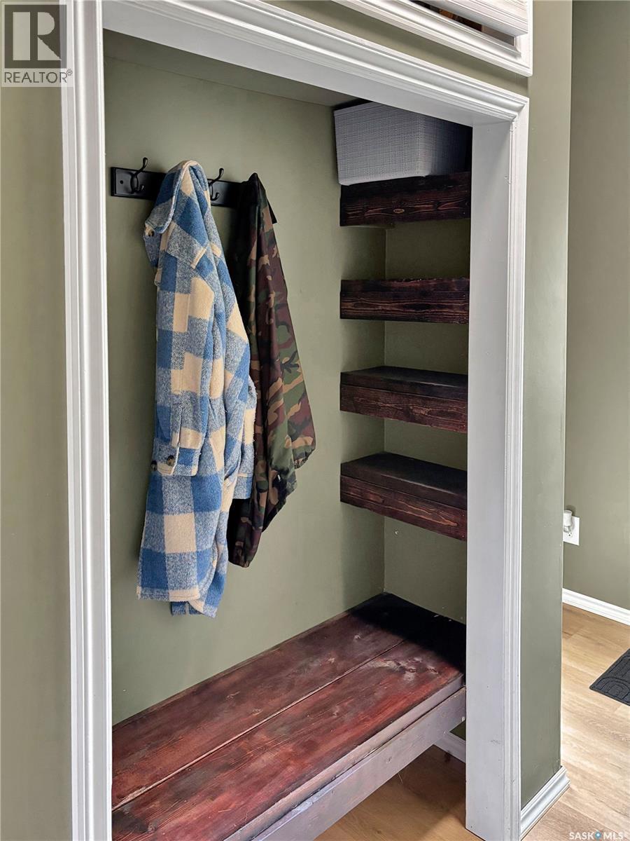 302 Persson Street, Stockholm, SK - Indoor Photo Showing Other Room