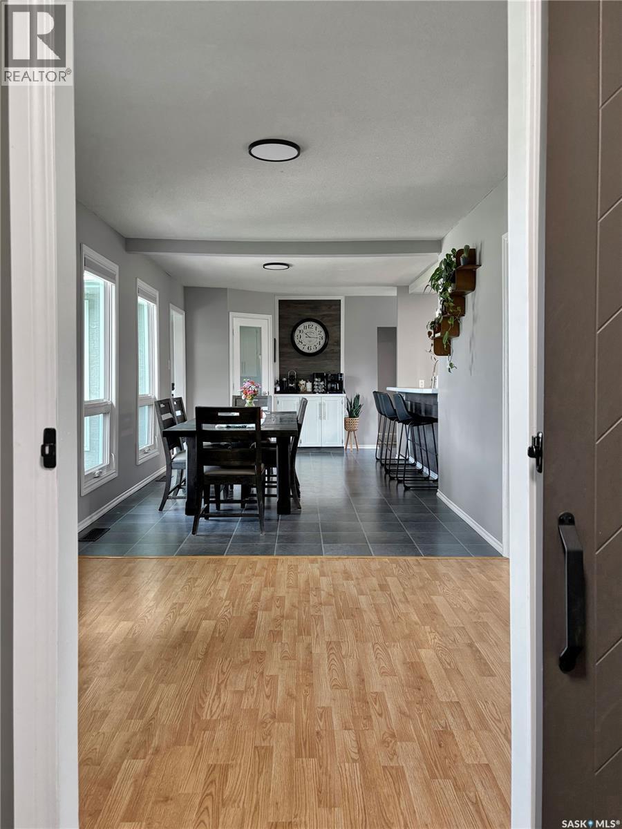 302 Persson Street, Stockholm, SK - Indoor