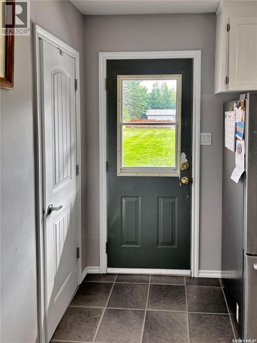 302 Persson Street, Stockholm, SK - Indoor Photo Showing Other Room