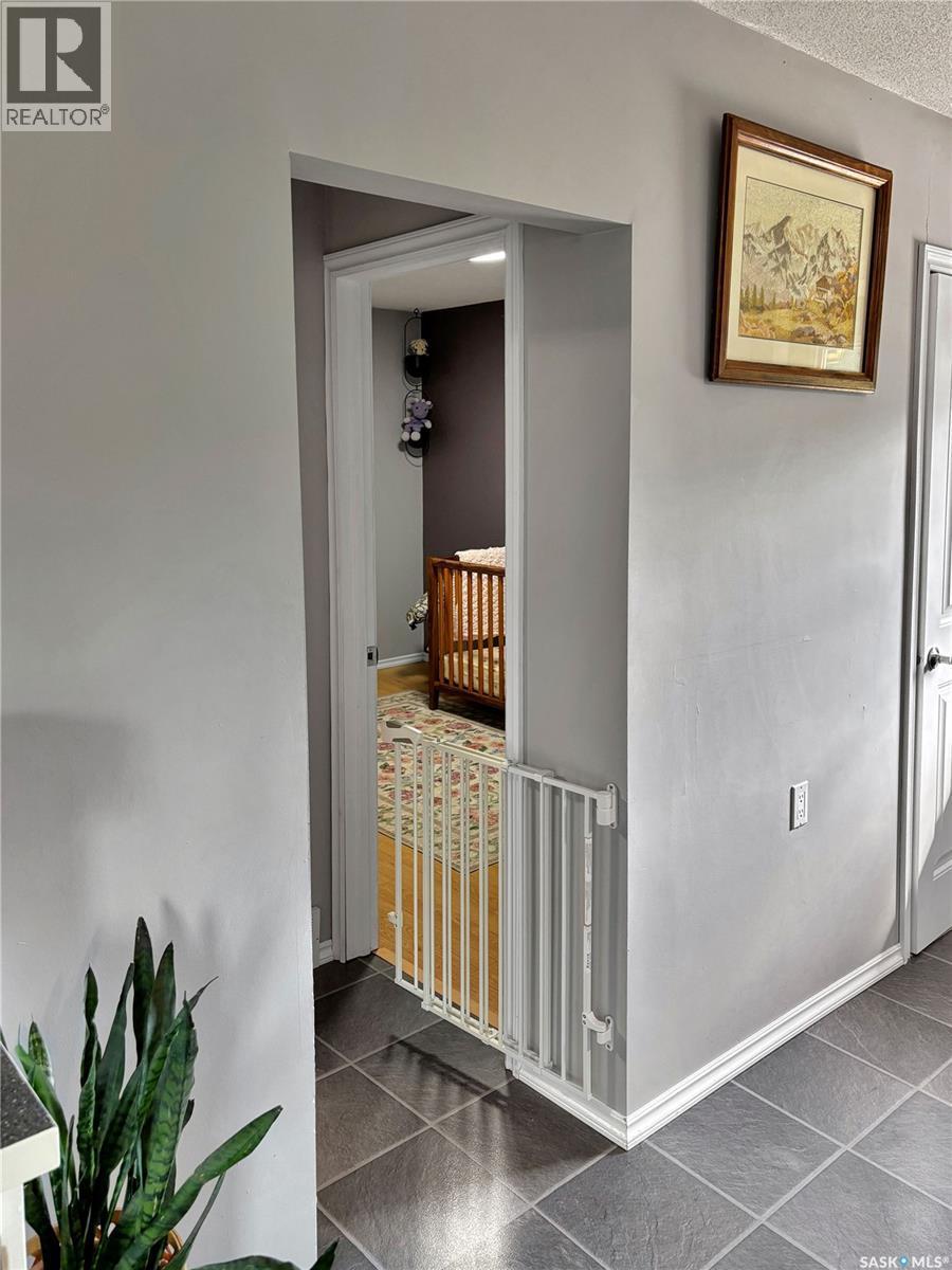 302 Persson Street, Stockholm, SK - Indoor Photo Showing Other Room