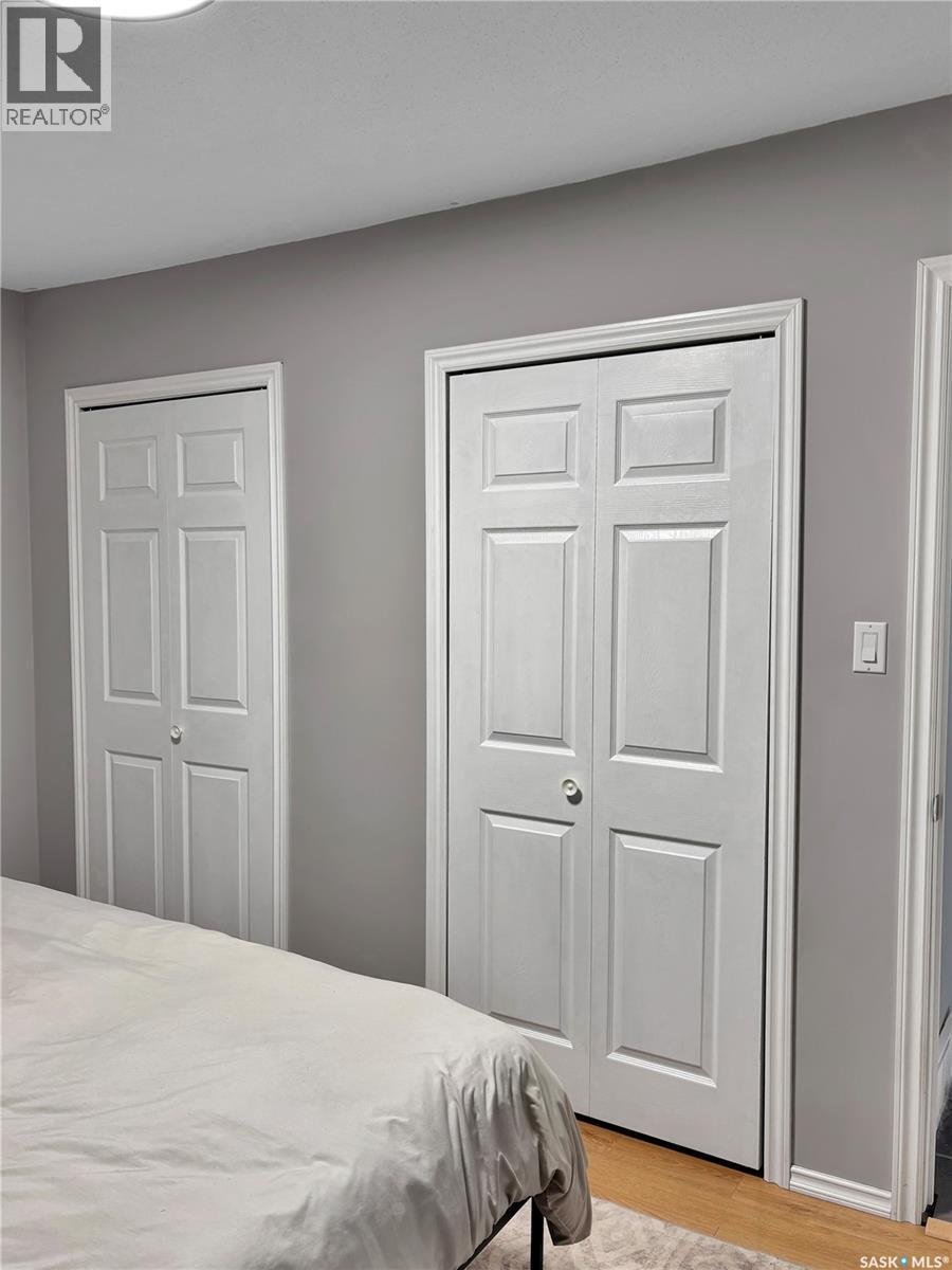 302 Persson Street, Stockholm, SK - Indoor Photo Showing Bedroom