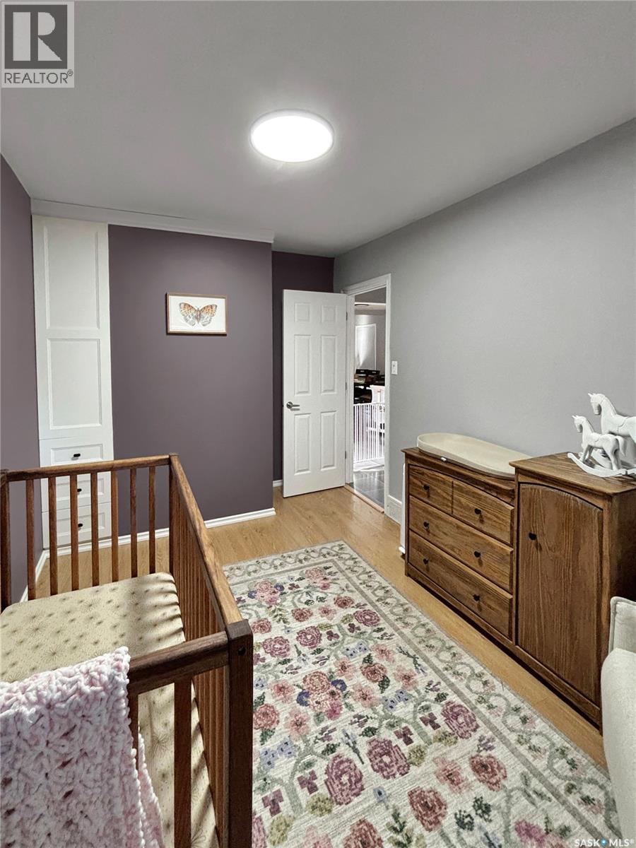 302 Persson Street, Stockholm, SK - Indoor