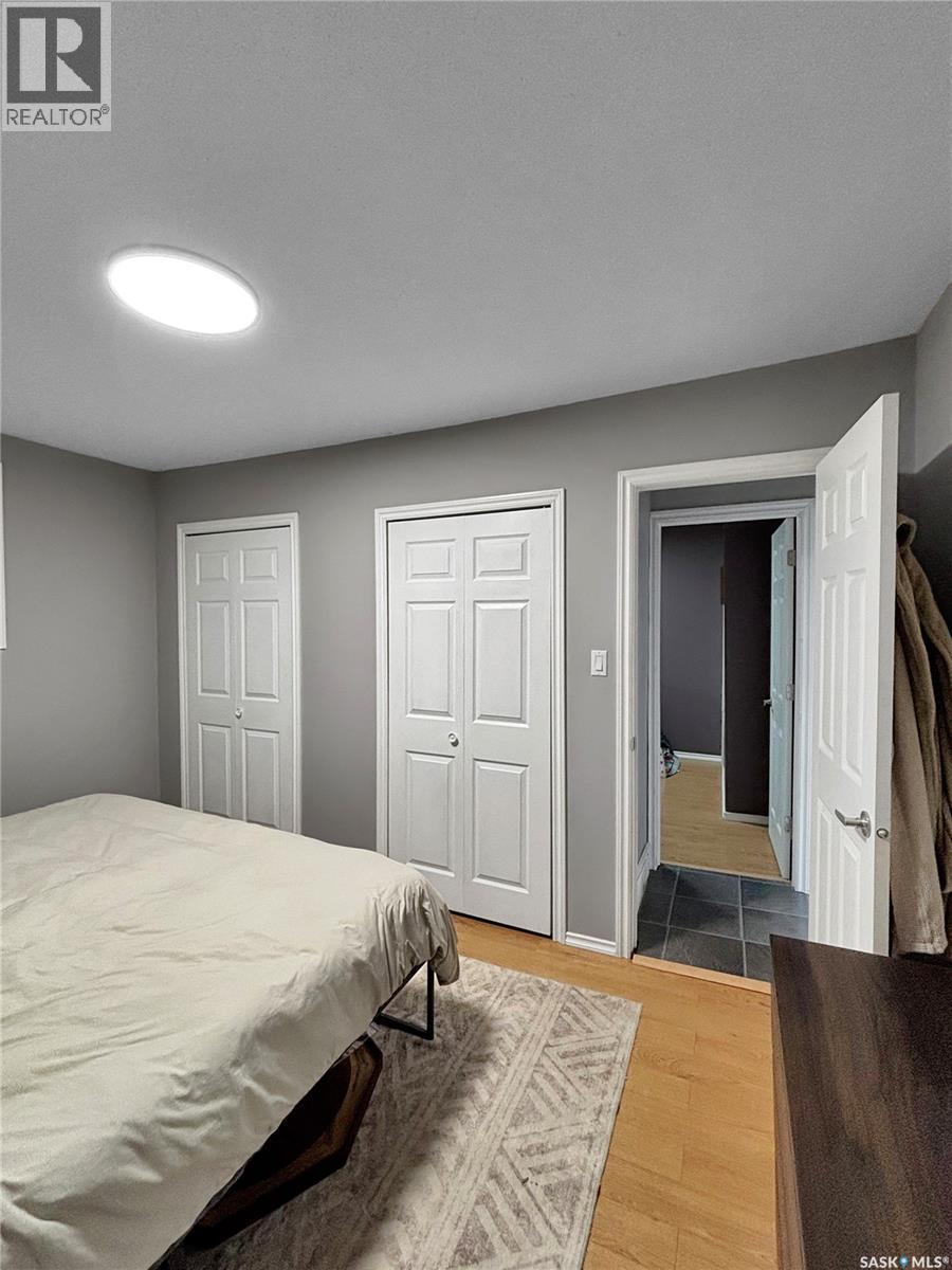 302 Persson Street, Stockholm, SK - Indoor Photo Showing Bedroom