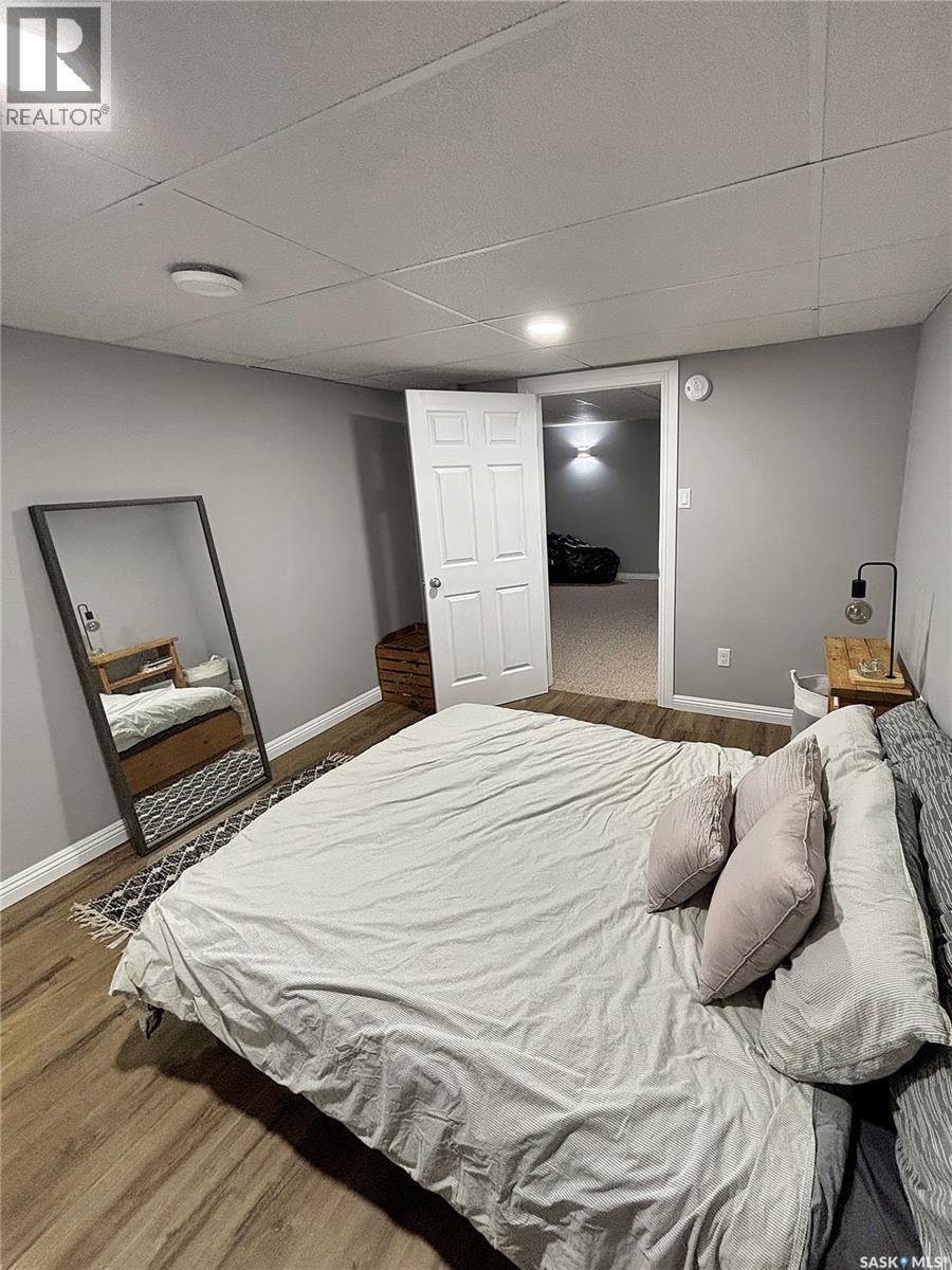 302 Persson Street, Stockholm, SK - Indoor Photo Showing Bedroom