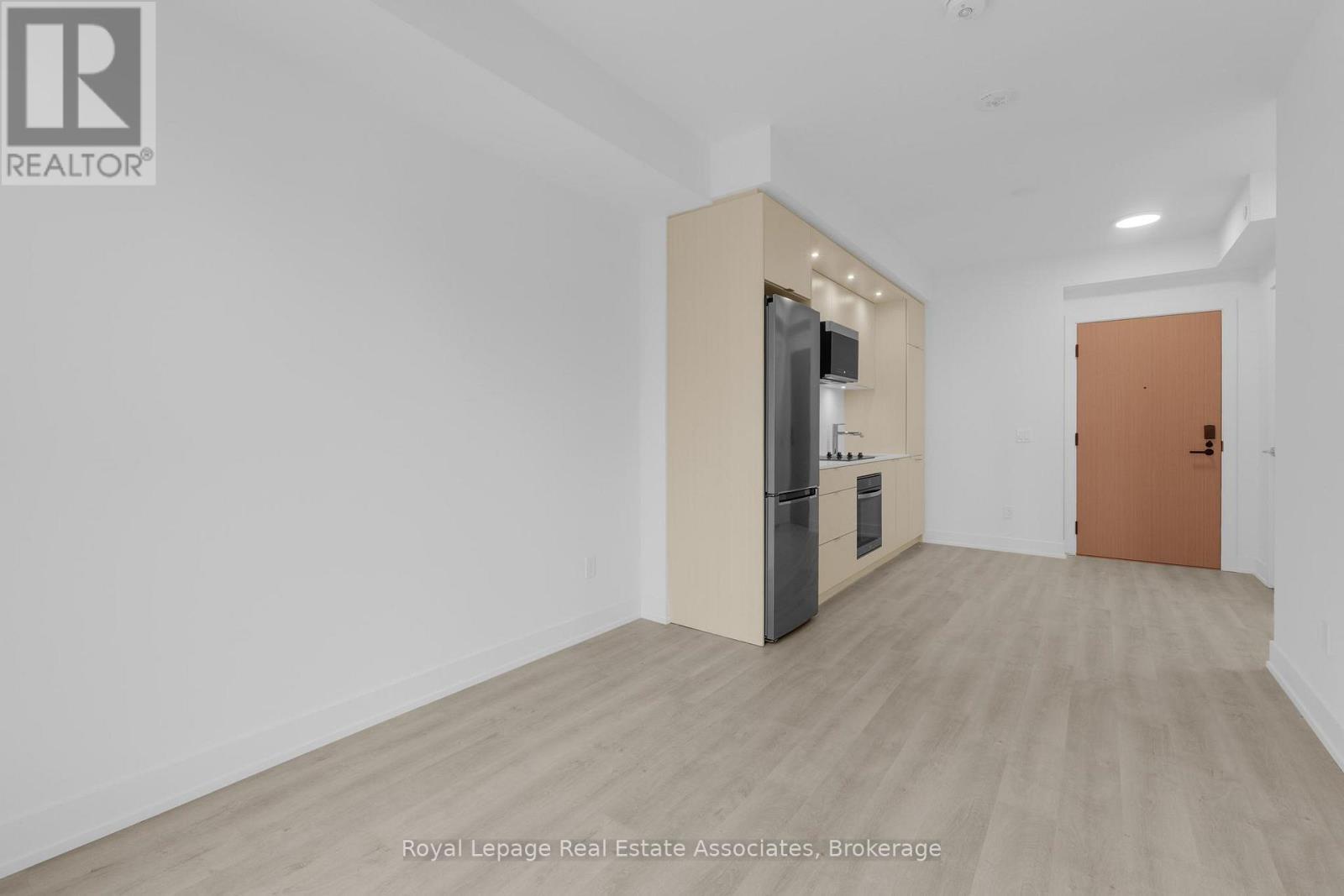 805 - 60 Central Park Roadway, Toronto, ON - Indoor