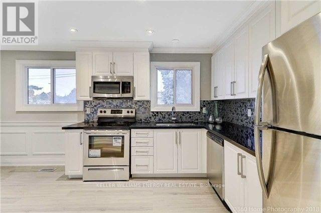 Main - 129 Waverly Street S, Oshawa (Vanier), ON - Indoor Photo Showing Kitchen With Stainless Steel Kitchen
