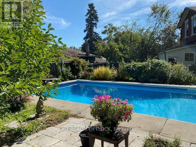 212 Barnardo Avenue, Peterborough (Northcrest Ward 5), ON - Outdoor With In Ground Pool With Backyard