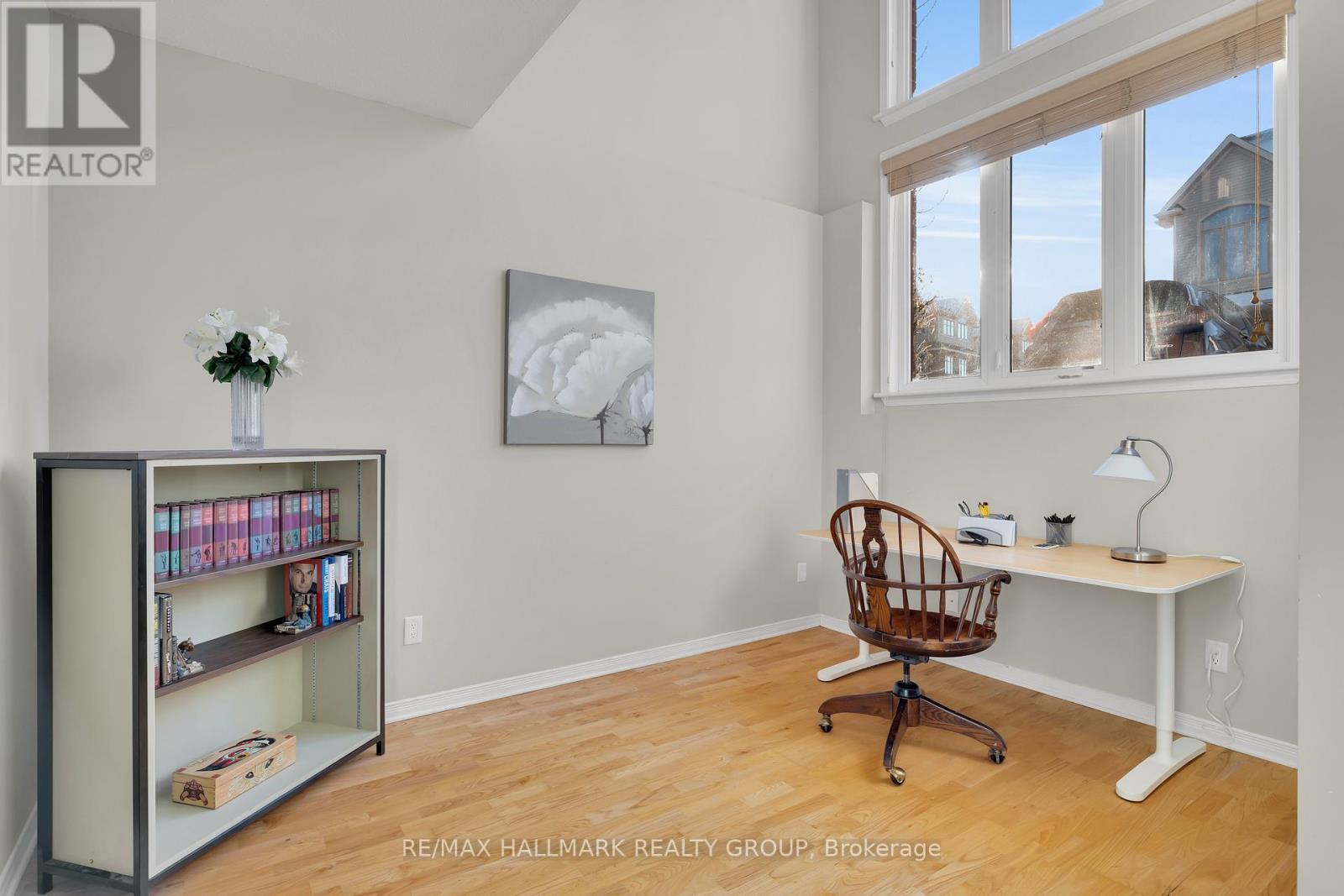 4 - 577 Reardon Private, Ottawa, ON - Indoor Photo Showing Office