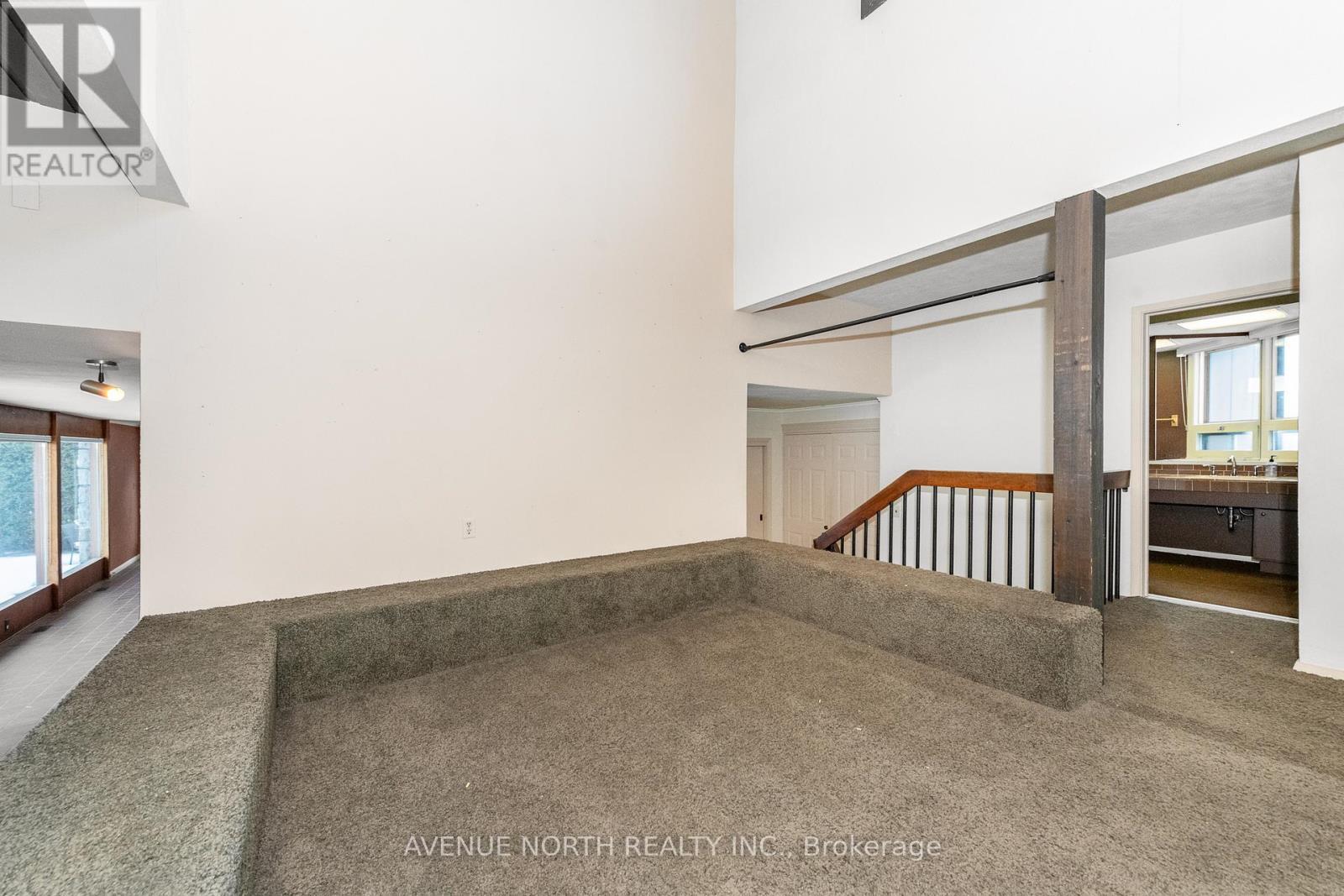 201 Latchford Road, Ottawa, ON - Indoor Photo Showing Other Room