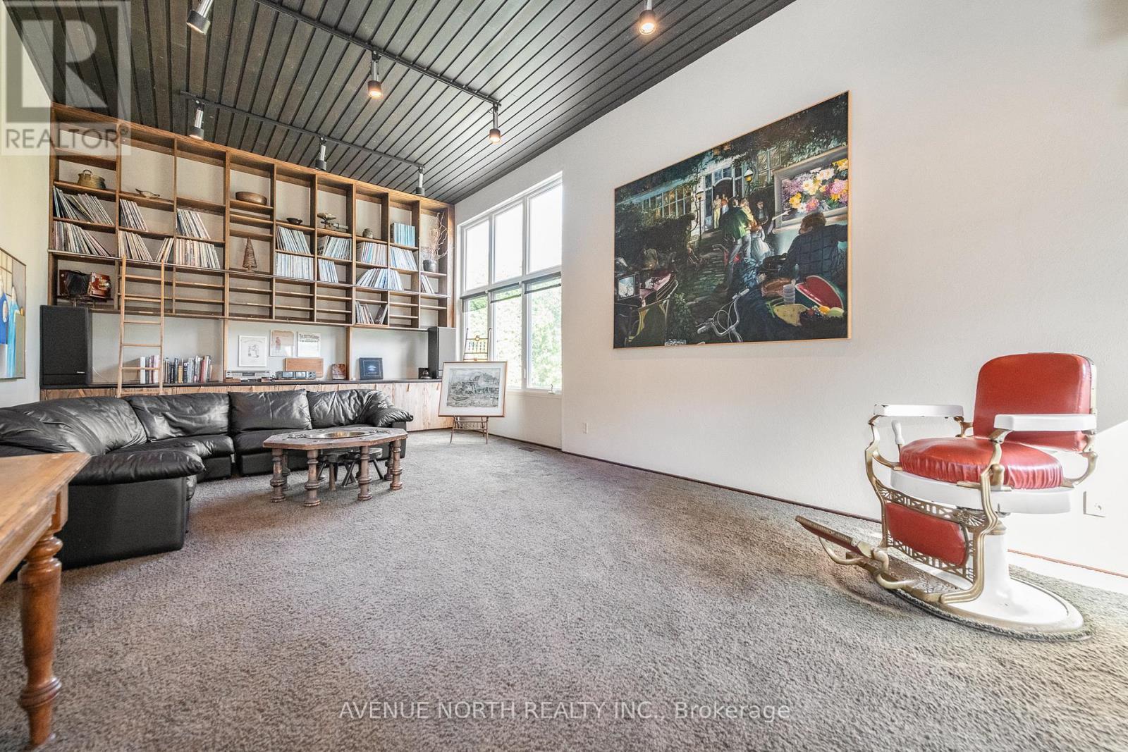 201 Latchford Road, Ottawa, ON - Indoor Photo Showing Other Room