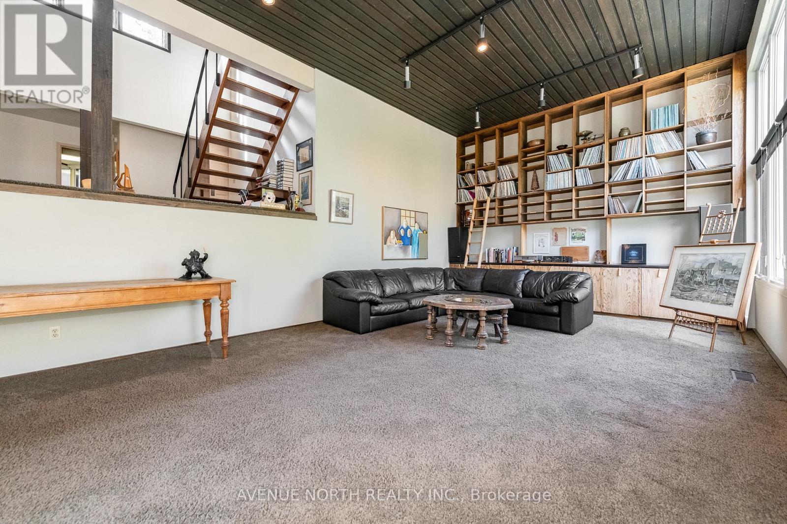 201 Latchford Road, Ottawa, ON - Indoor Photo Showing Other Room