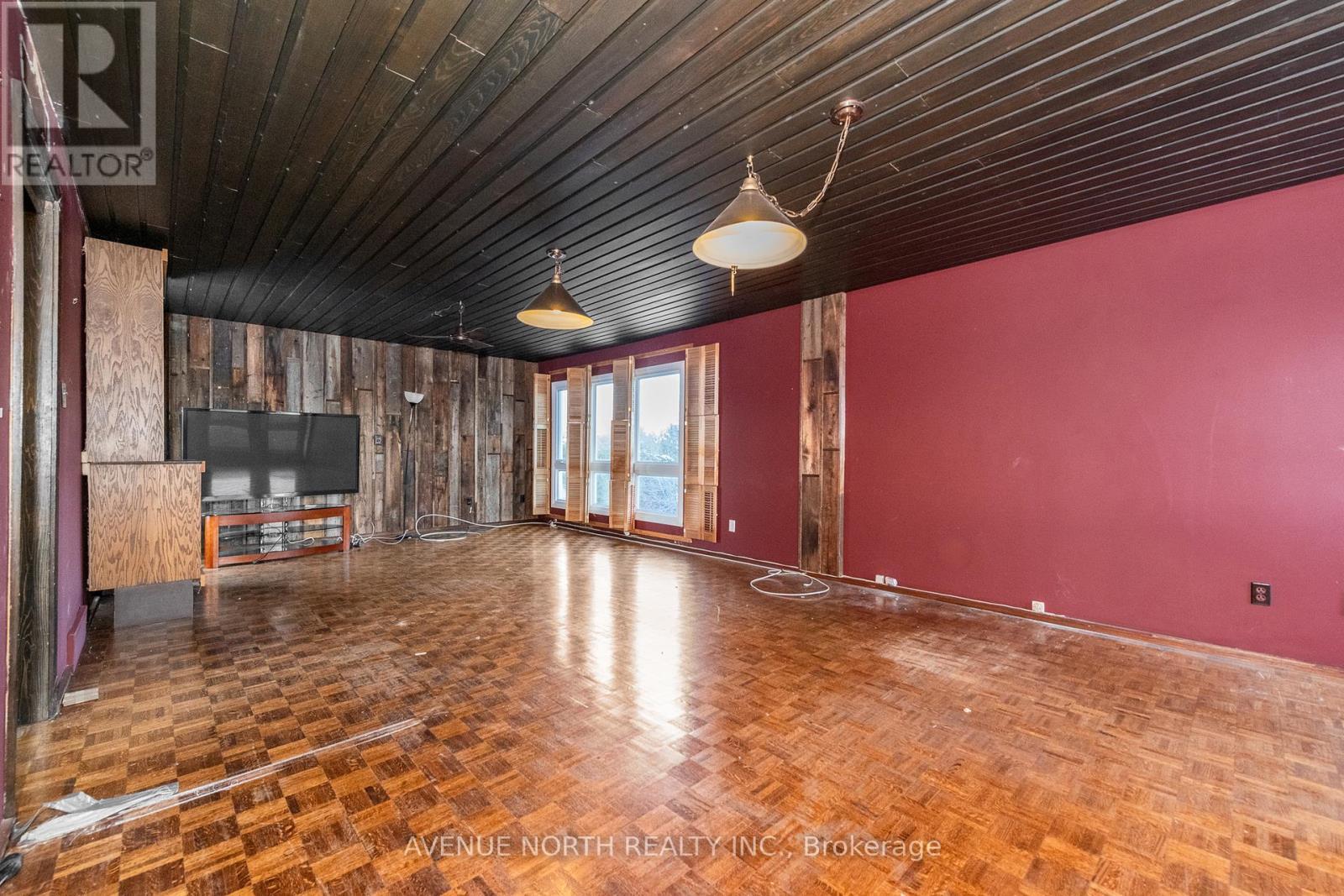 201 Latchford Road, Ottawa, ON - Indoor Photo Showing Other Room