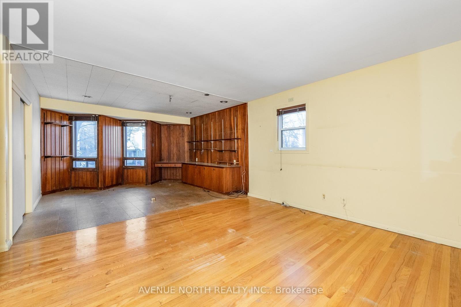 201 Latchford Road, Ottawa, ON - Indoor Photo Showing Other Room