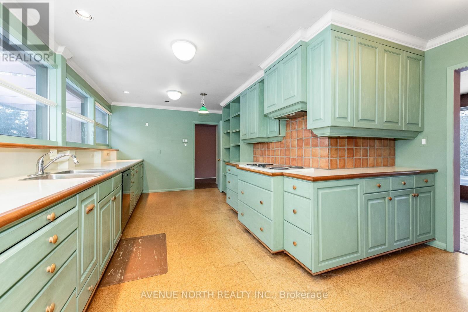 201 Latchford Road, Ottawa, ON - Indoor Photo Showing Kitchen With Double Sink